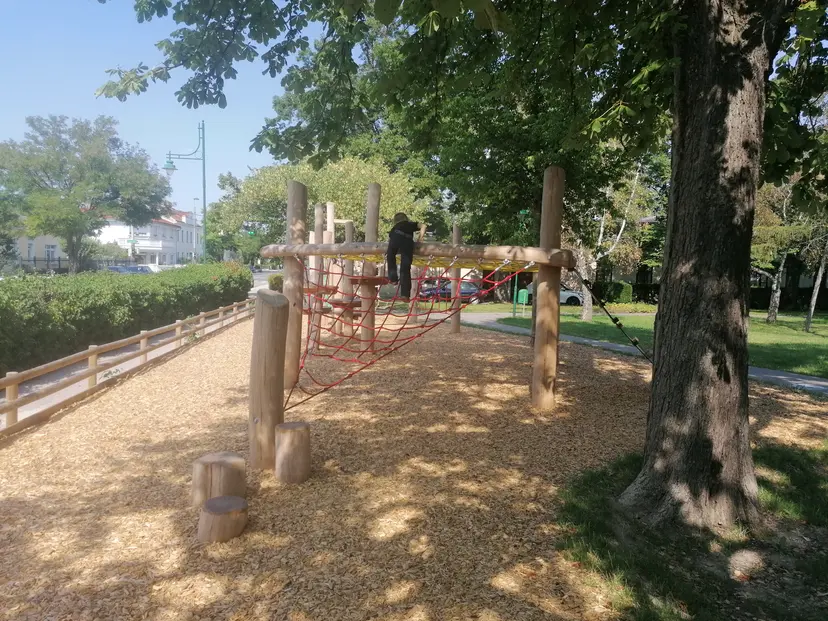 Spielplatz Schöffelpark 4