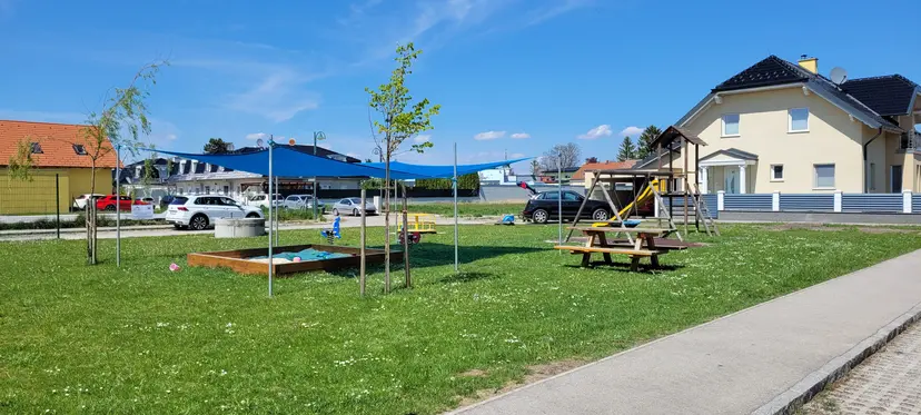 Kinderspielplatz 2