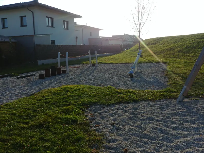 Kinderspielplatz 4