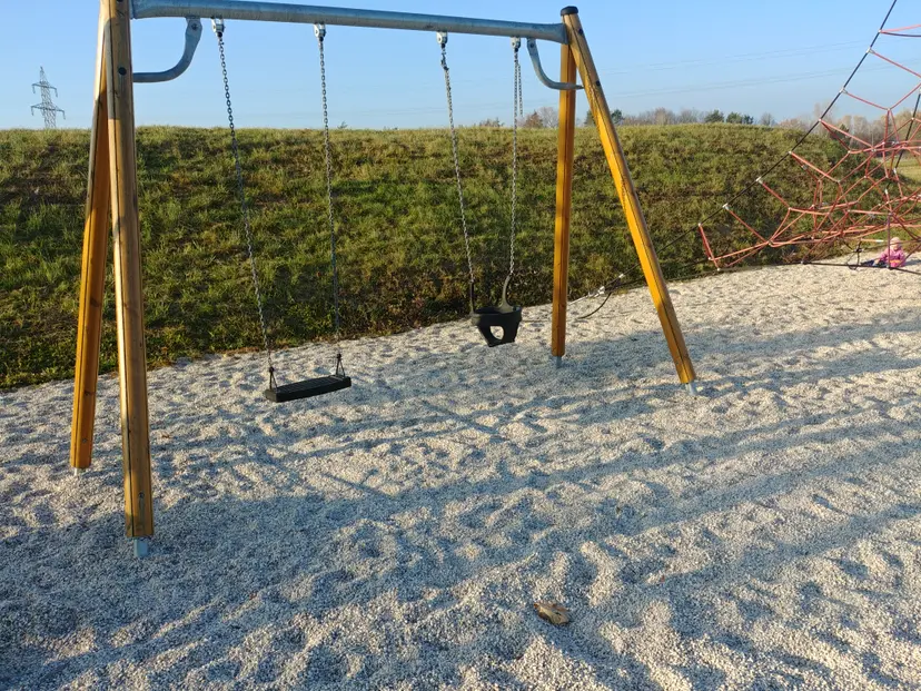 Kinderspielplatz 6