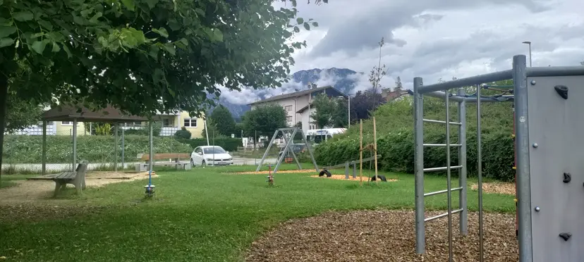Spielplatz Ladestraße 3