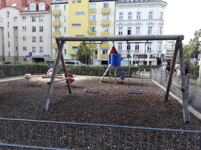 Spielplatz Musilplatz 3
