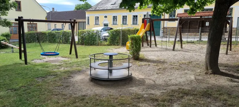 Kinderspielplatz 2