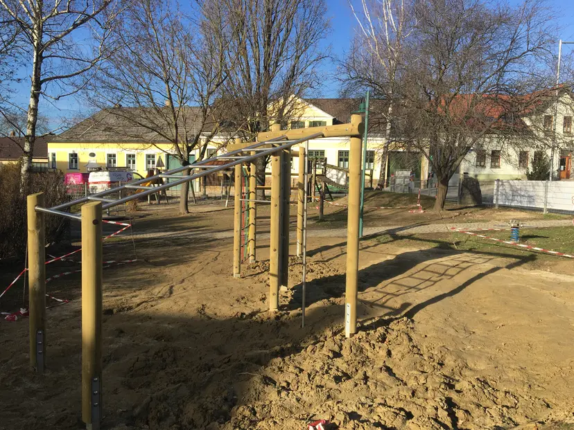 Kinderspielplatz 3