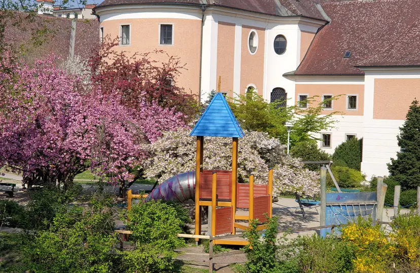 Spielplatz Prunerstift - Stefan Fechter Weg 6