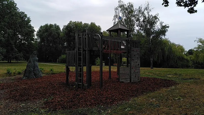 Spielplatz 2