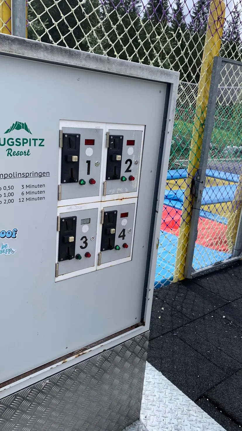 Spielplatz 6