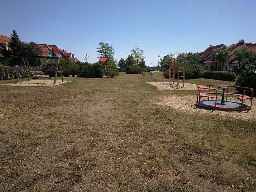 Kinderspielplatz 4