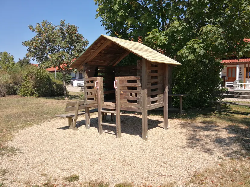 Kinderspielplatz 5