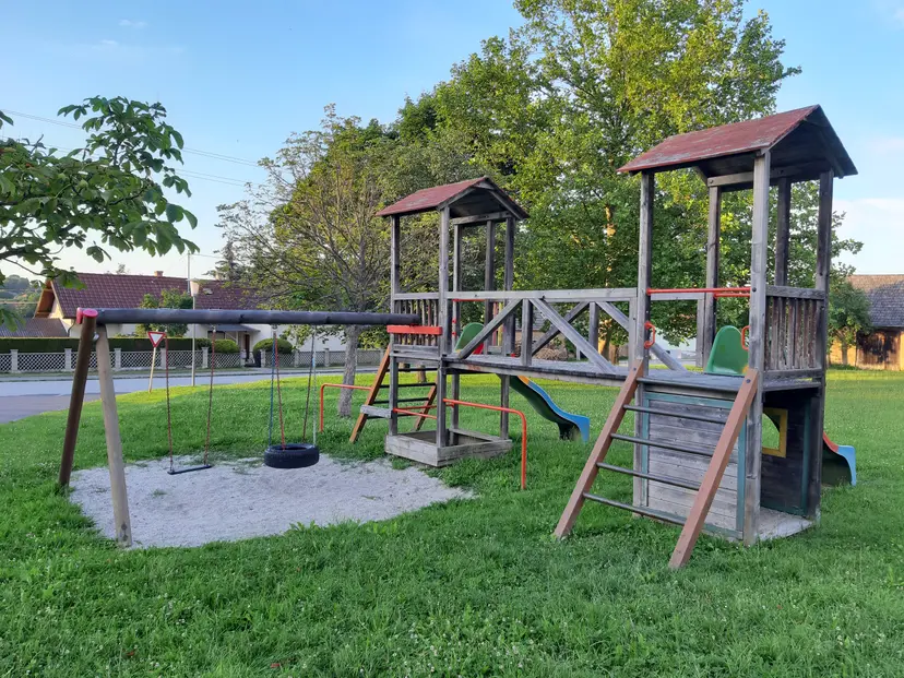 Spielplatz Rattersdorf 2