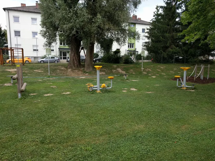 Spielplatz 4