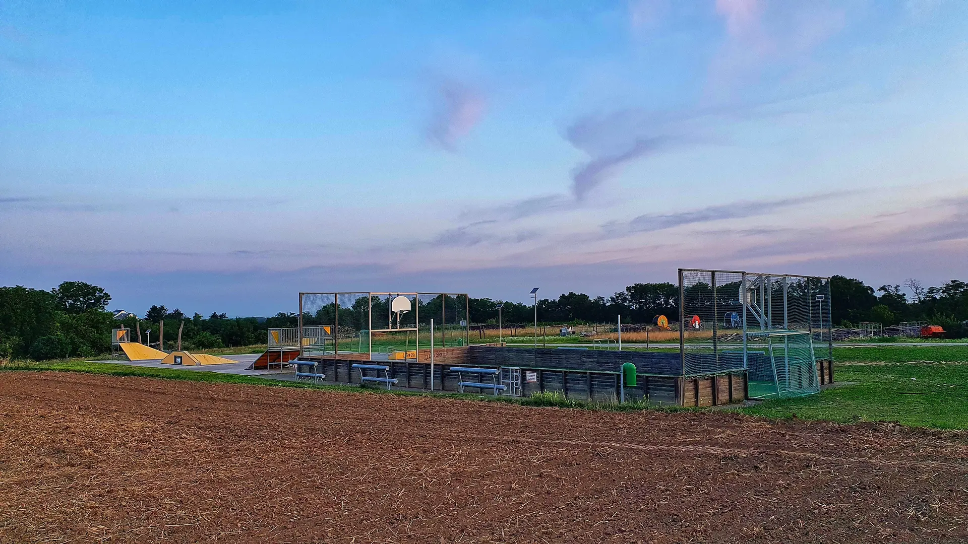Skatepark und Ballspielplatz