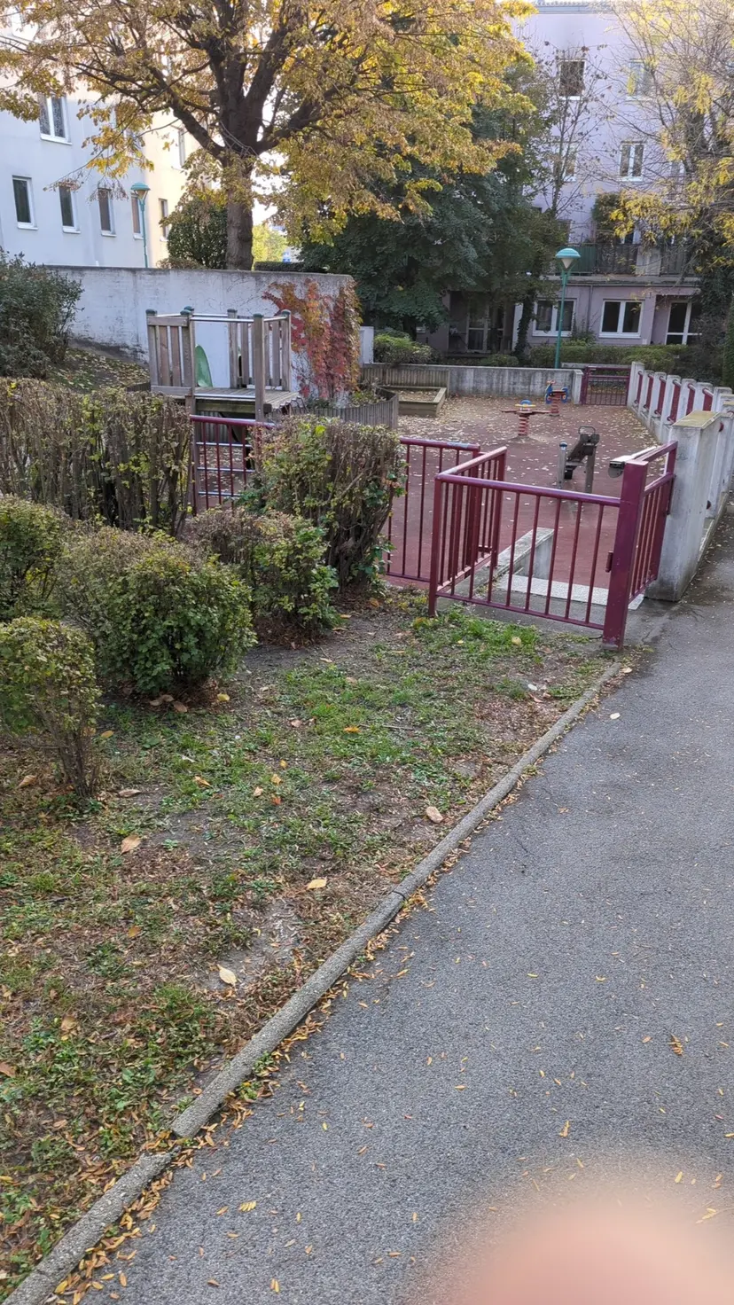 Kinderspielplatz 3