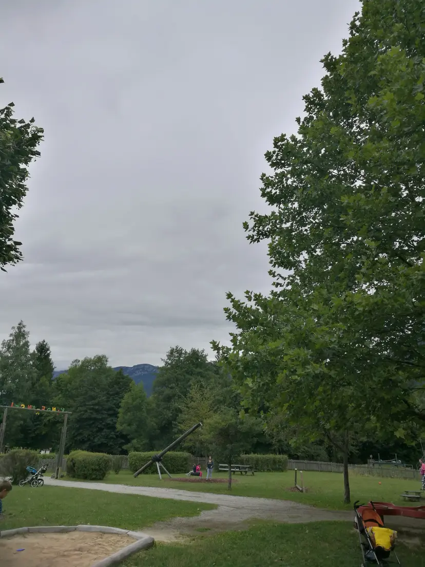 Kinderspielplatz 3