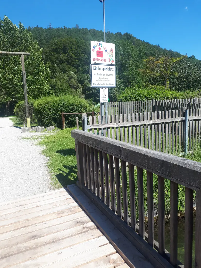 Kinderspielplatz 5