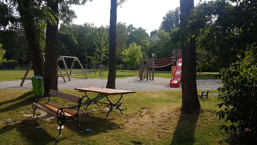 Spielplatz Katzelsdorf 3