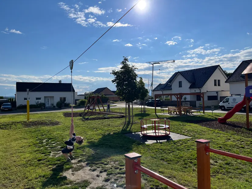 Öffentlicher Spielplatz 3