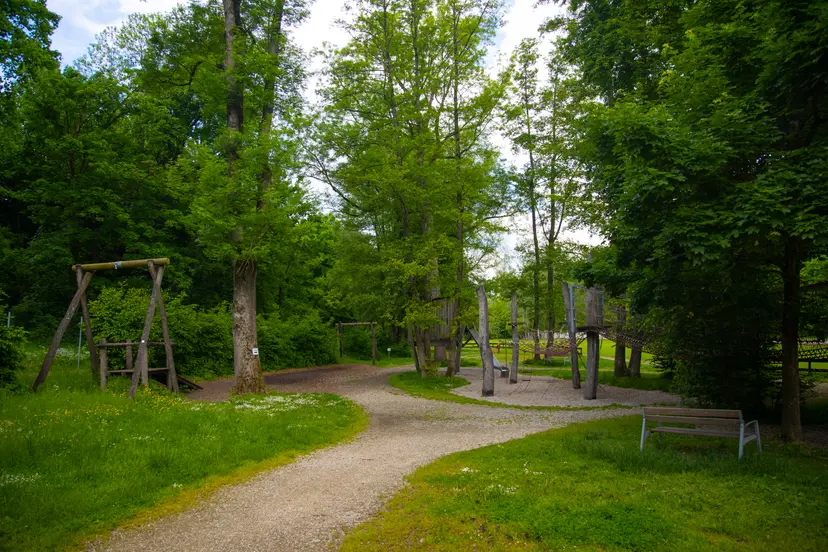 Kleiner Spielplatz 5