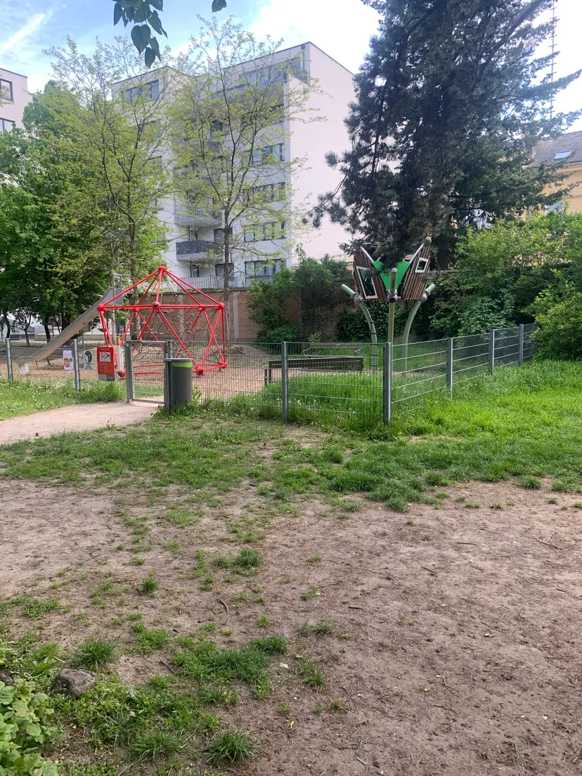 Spielplatz im Paul-Hock-Park 4