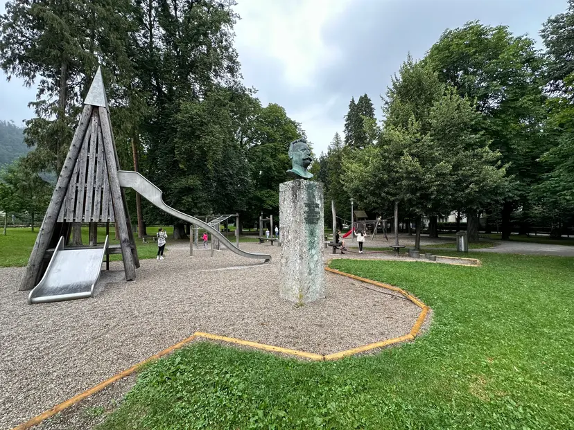 Spielplatz 4