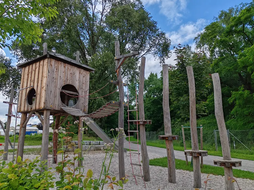 Spielplatz 4