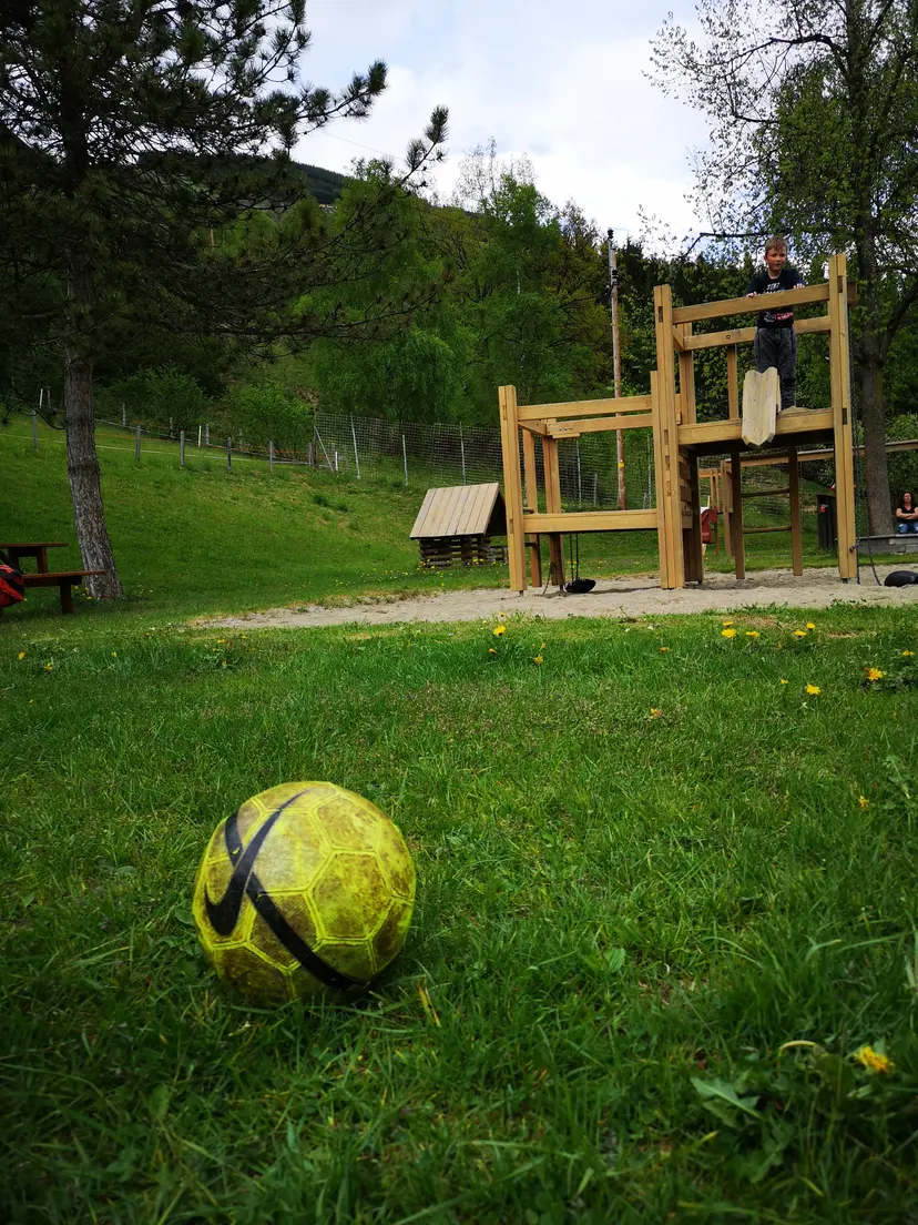 Burk Spielplatz 3