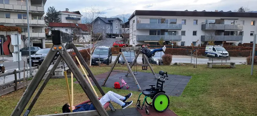 Spielplatz im Tal 5
