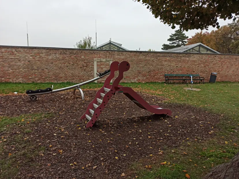 Playground 4