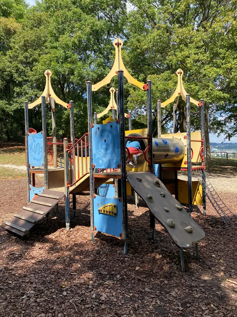 Spielplatz Roter Berg 3