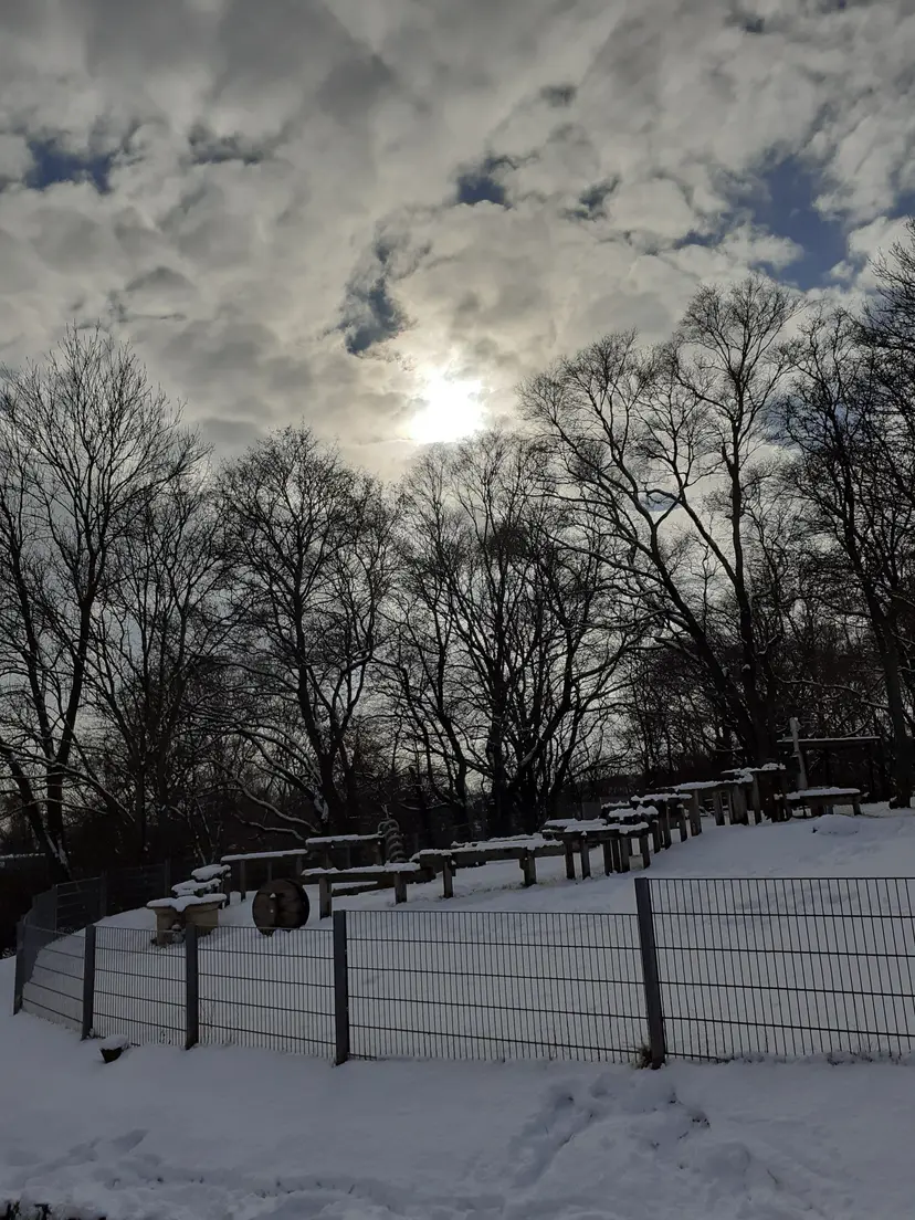 Spielplatz Roter Berg 4