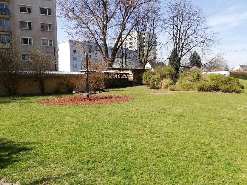 Spielplatz Dr. Plochl Strasse 3