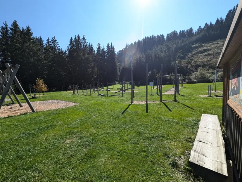 Kinderspielplatz 4