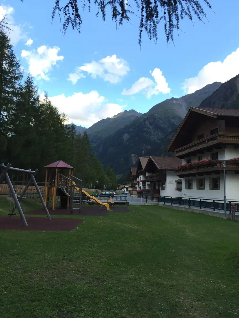 Playground 4