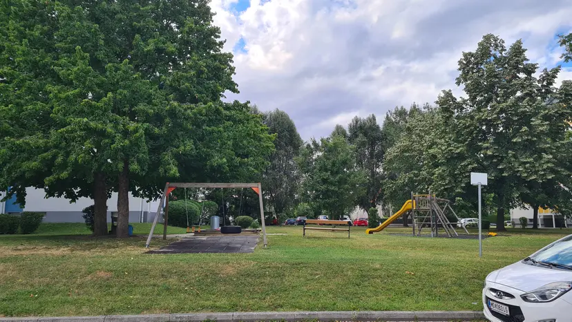 Spielplatz Dr-Karl-Renner 2