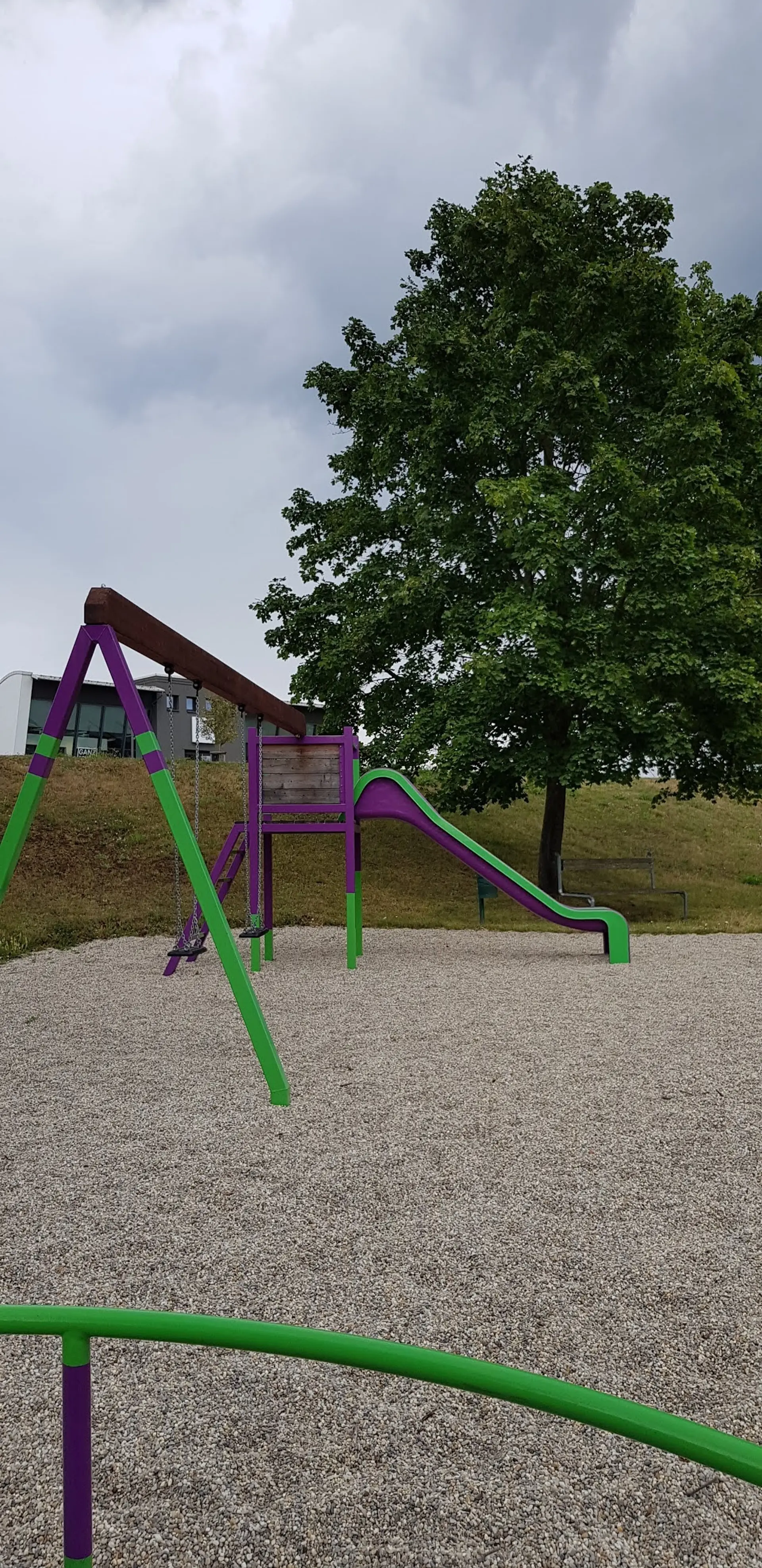 Spielplatz Gölsdorfstraße - Grube