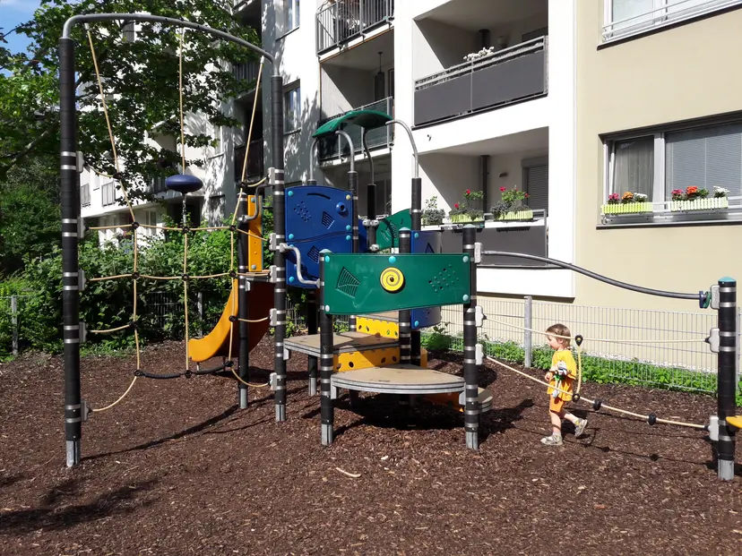 Spielplatz 2