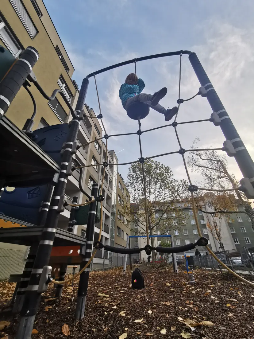 Spielplatz 3