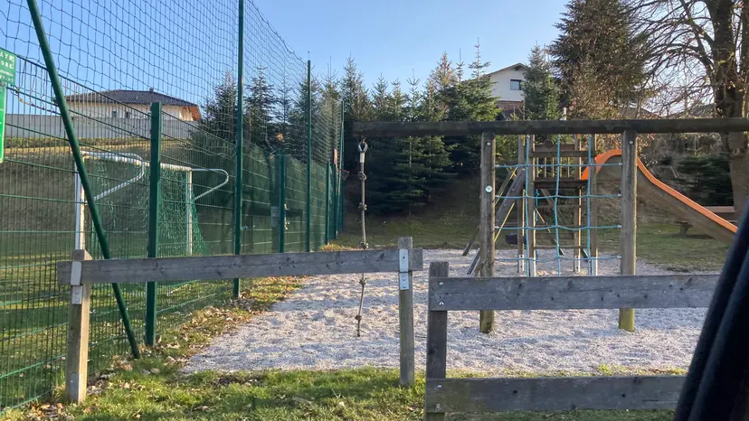 Spielplatz "Kicker" 4