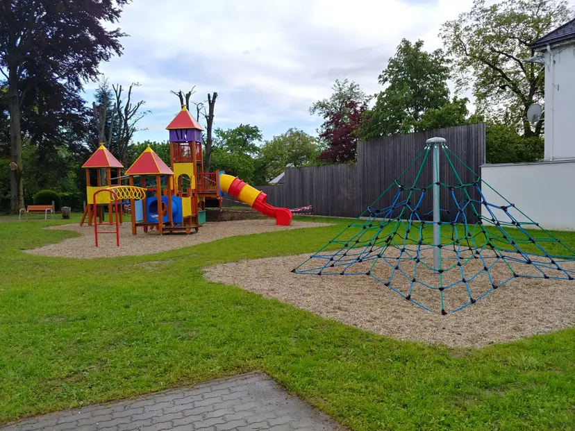 Spielplatz 3