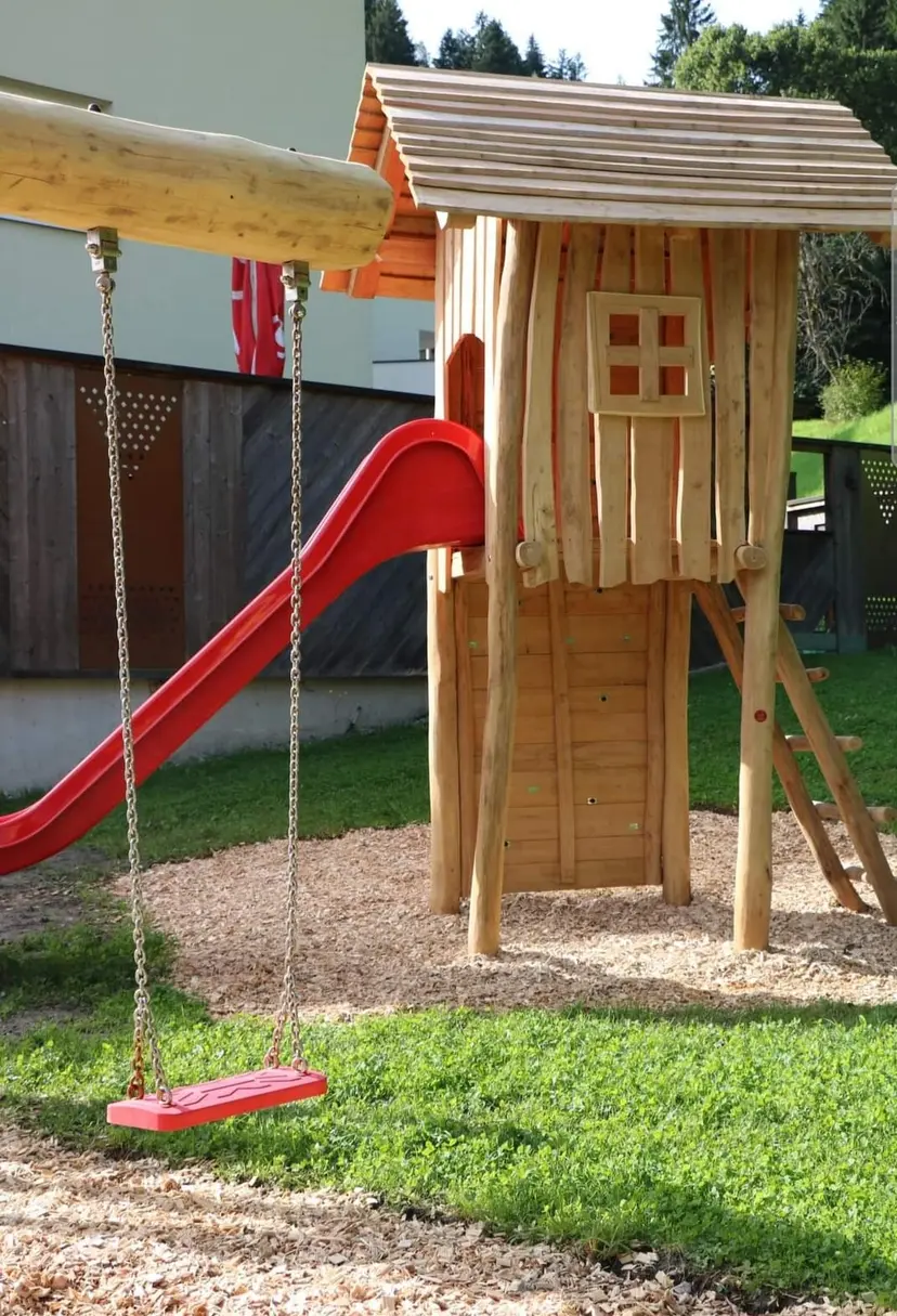 Spielplatz Weiler Haus 2