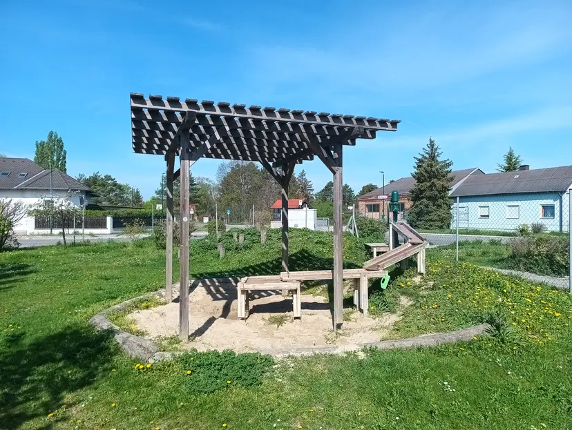 Spielplatz Alberndorfer Straße Trumau 3