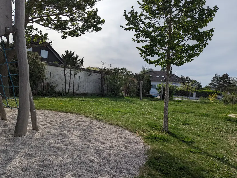 Spielplatz Alberndorfer Straße Trumau 5