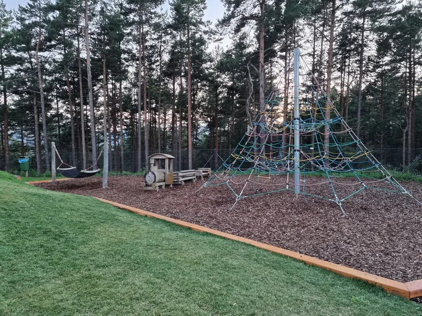 Kinderspielplatz am Pyramidenkogel 5