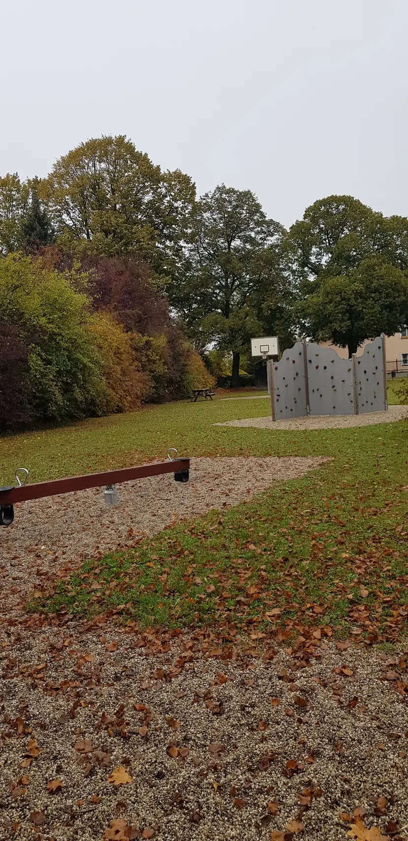 Hubert-Schnofl-Spielplatz 3
