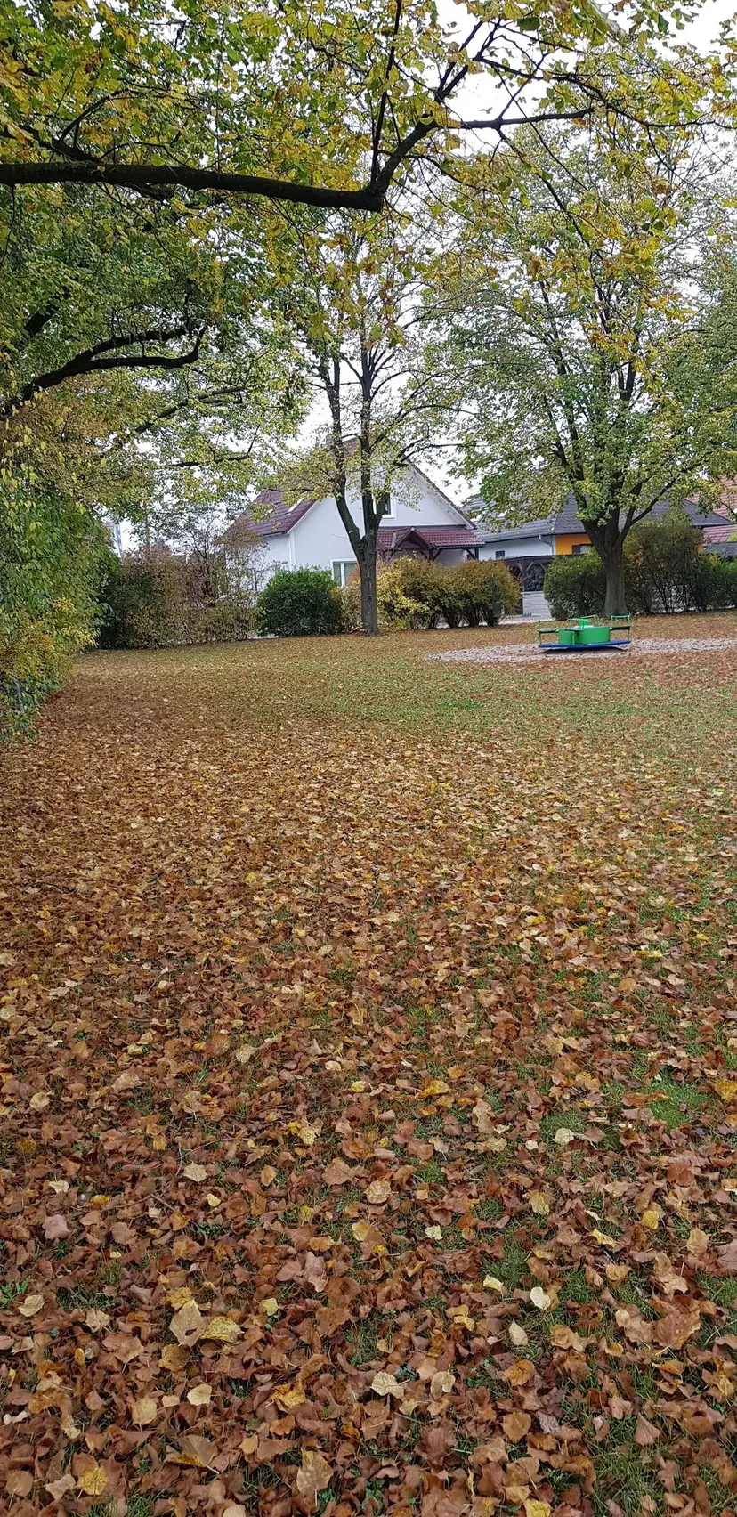 Hubert-Schnofl-Spielplatz 5