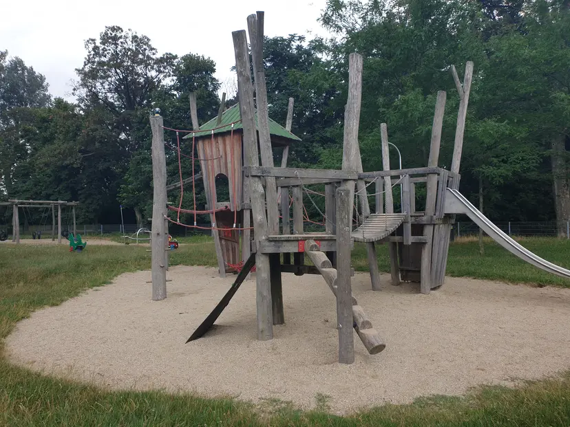 Spielplatz 3