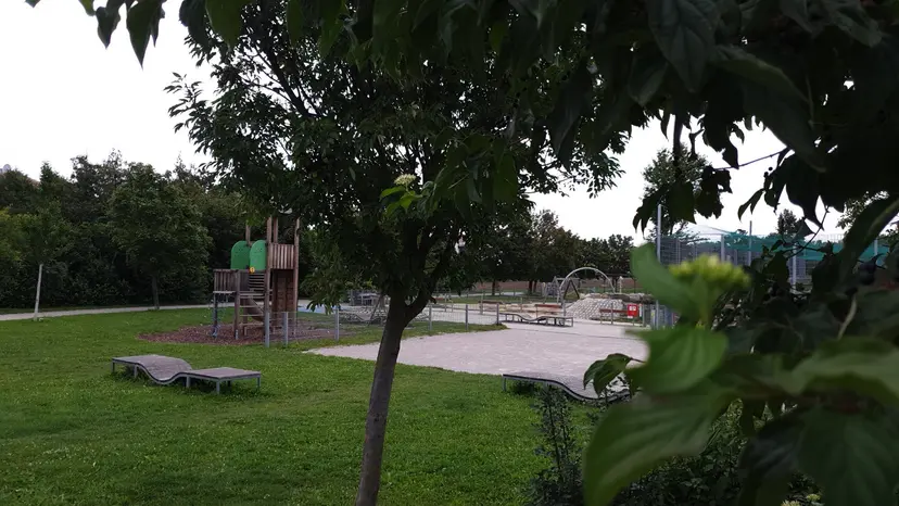 Spielplatz 6