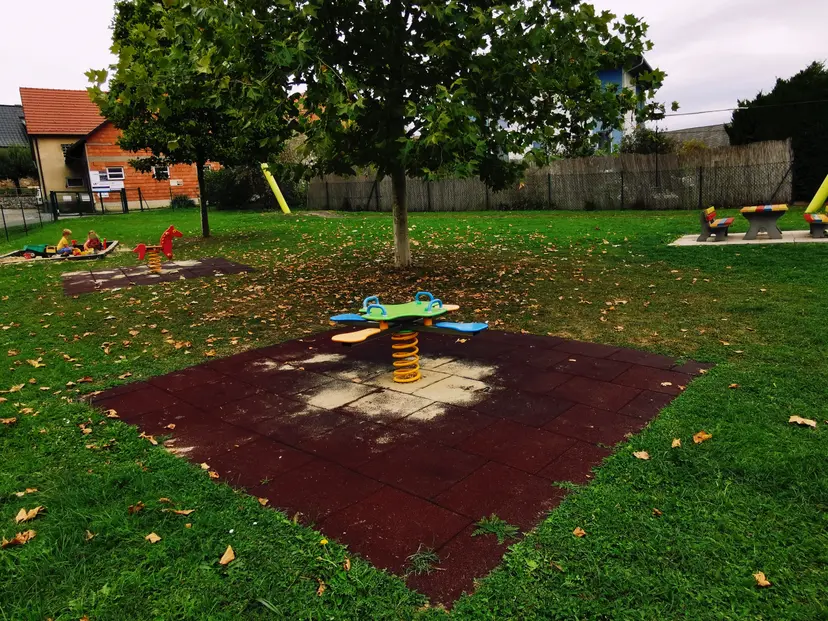 Kinder Spielplatz 2