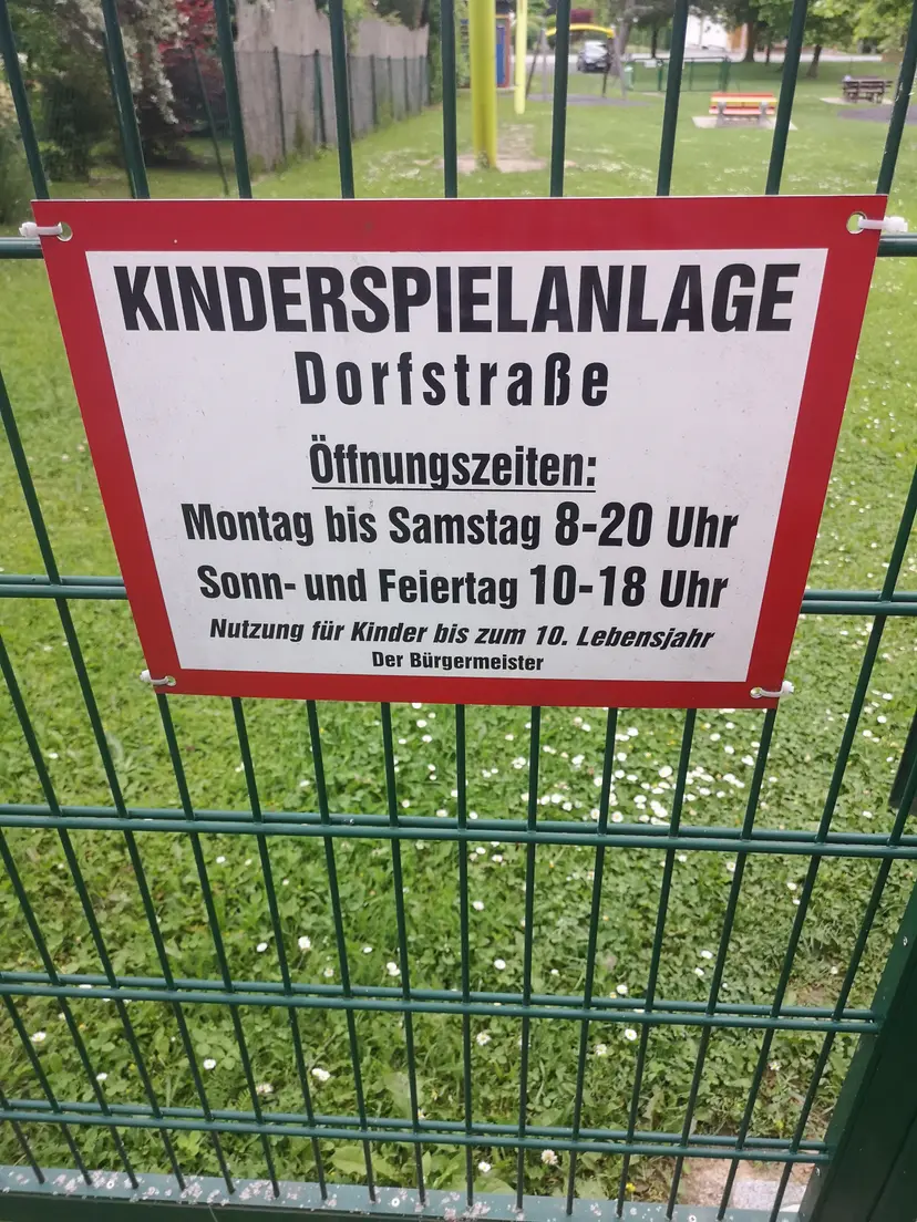 Kinder Spielplatz 6