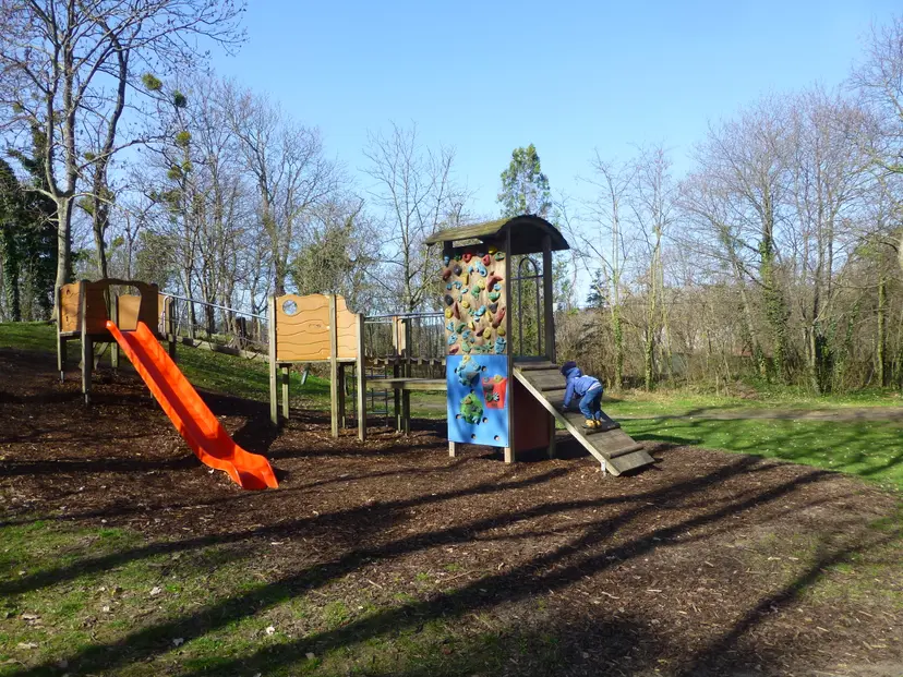 Kinderspielplatz 2